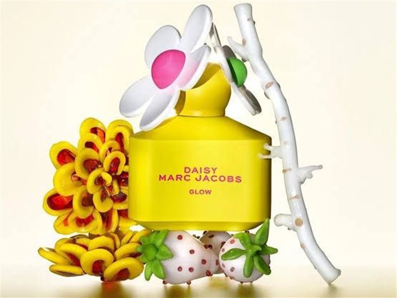مجموعة عطور “Daisy Marc Jacobs Glow” بإصدارات محدودة بروائح الزهور 