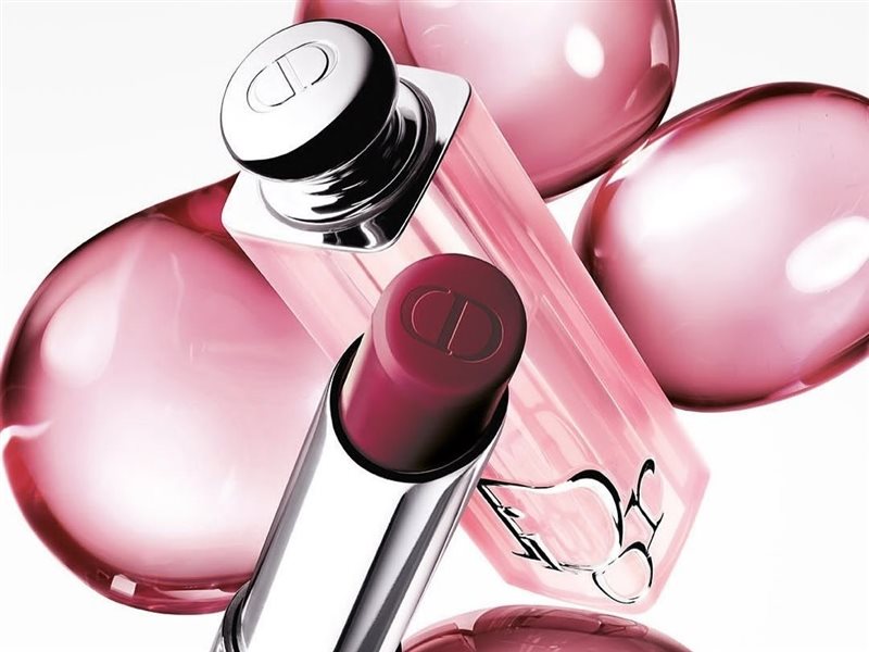 Dior تكشف النقاب عن مجموعتها الجديدة لأحمر الشفاه بتقنية متطورة ومبتكرة