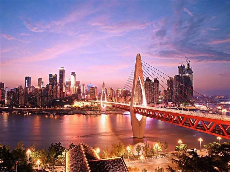 تشونغتشينغ وجهة سياحية غير تقليدية في قلب الصين