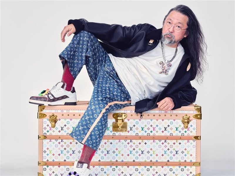 لويس فيتون تطلق مجموعة جديدة من الحقائب وحقائب السفر والأحذية 