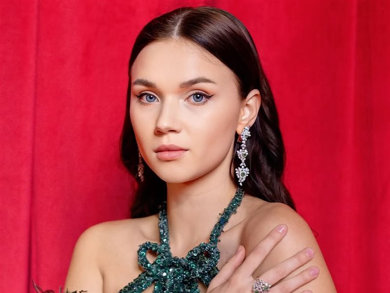 تألقي بفخامة مع مجموعة مجوهرات IRAM الجديدة 