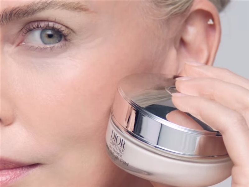 Dior تكشف عن سر الشباب الأبدي مع مجموعة 