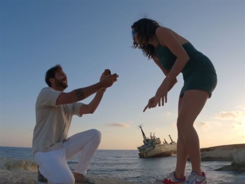  ستيفاني عطالله تعلن خطوبتها على الفنان جوزيف عبود المعروف بـ”زاف”