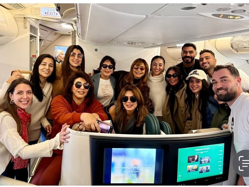 كواليس استعدادات مشاهير الفن والإعلام لمهرجان توزيع الجوائز JOY AWARDS 2025  