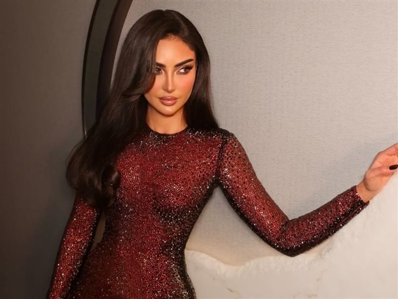 نور الغندور تشعل السجادة الحمراء في حفل 