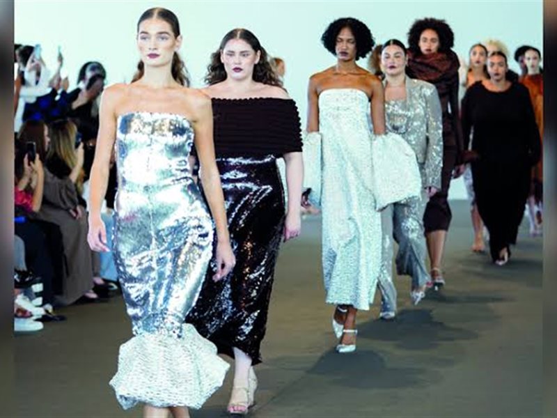 أسبوع دبي للموضة يكشف عن برنامج موسم خريف وشتاء 2025-2026 