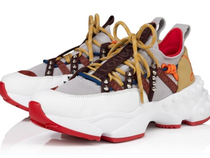 تألقي بإطلالة رياضية مريحة وأنيقة مع حذاء Trailnrun الجديد من  Christian Louboutin