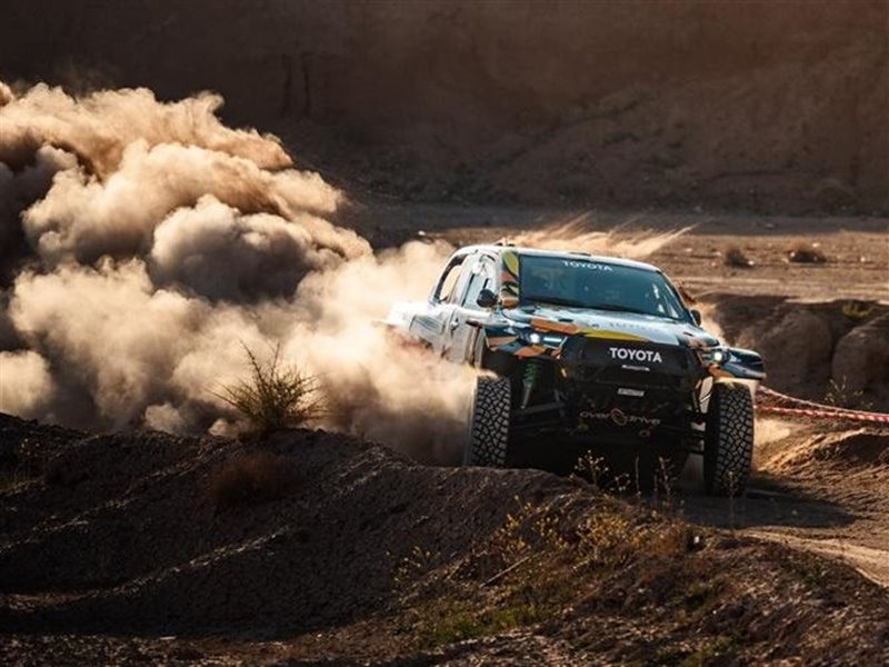 تألق عربي في رالي حائل تويوتا الدولي
