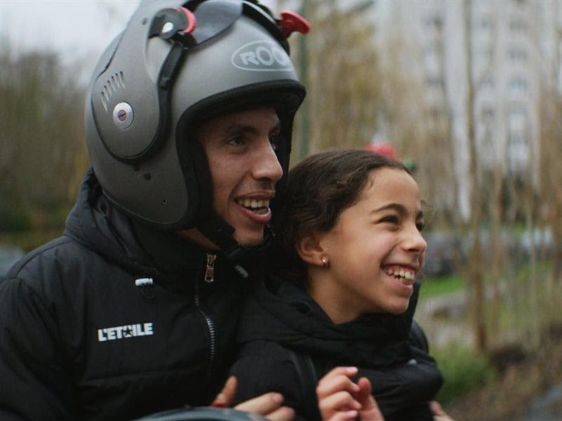 فيلم Têtes Brûlées للمخرجة ماية عجميه في عرضه العالمي الأول بمهرجان برلين