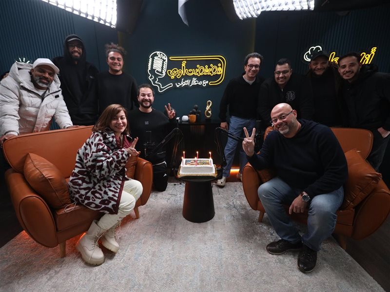 منة شلبي والكدواني وكريم محمود عبد العزيز في ضيافة معتز التوني في 