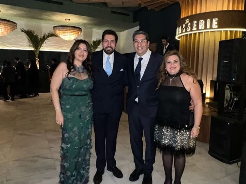 هاني رمزي يحتفل بخطوبة نجله شادي في حفل عائلي بسيط