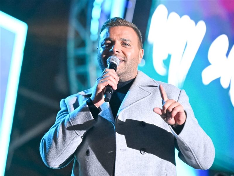 صور حفلي رامي صبري لطلاب جامعتي القاهرة وعين شمس 