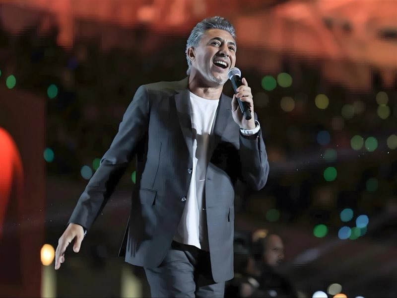 عمر العبداللات يحيي حفل افتتاح ملعب بنغازي الدولي 