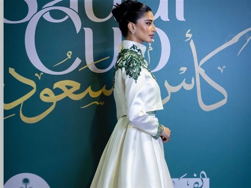 إطلالات المشاهير تتألق في فعاليات كأس السعودية للفروسية 2025