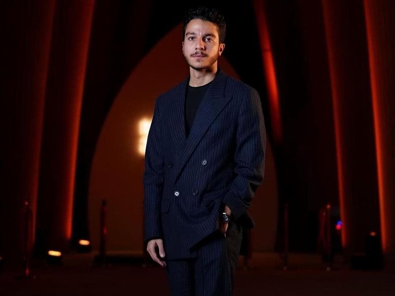 نور النبوي أول وجه إعلاني في الشرق الأوسط لدار الأزياء والعطور YSL على تيك توك جلوبال