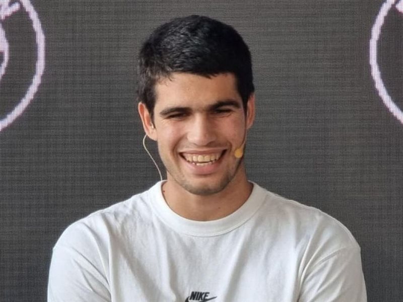 بطولة إنديان ويلز ألكاراز يحلم بالثلاثية وليزيكي تعود إلى الملاعب