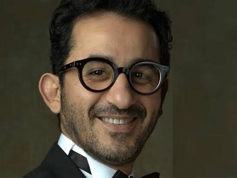 تكريم أحمد حلمي بجائزة الإنجاز في مهرجان هوليوود للفيلم العربي