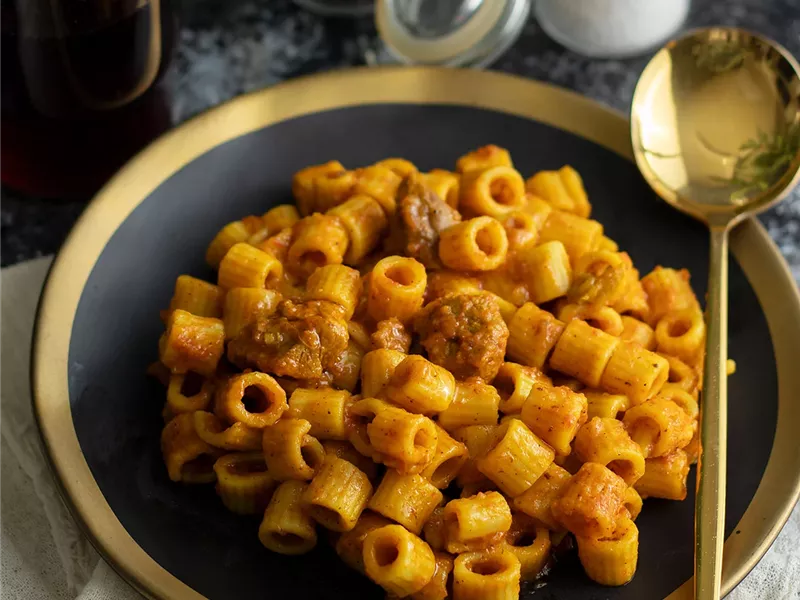 على سفرة رمضان.. المكرونة المبكبكة على الطريقة الليبية