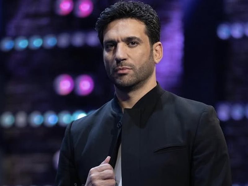 حسن الرداد يحتفي بنجاح 