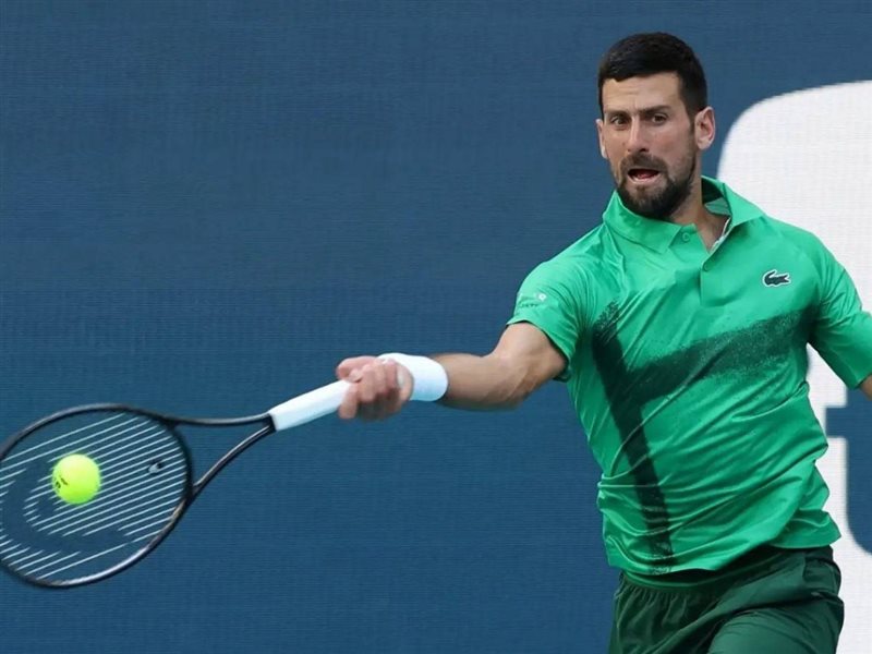 ديوكوفيتش يقترب من اللقب الـ100 وسابالينكا تصنع التاريخ في ميامي