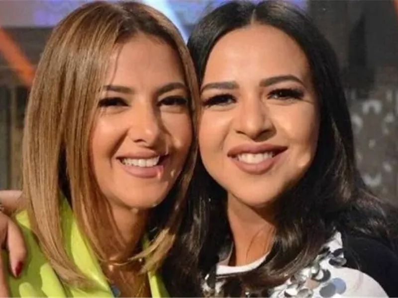 دنيا سمير غانم توجه رسالة لشقيقتها إيمي في عيد ميلادها: 