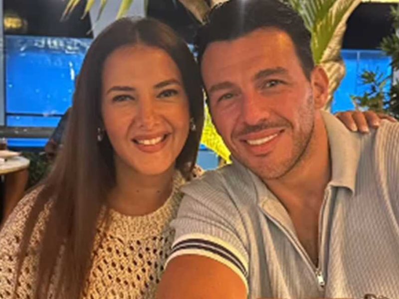 رامي رضوان عن زوجته دنيا: أعمالها بتراعي الأسرة.. و