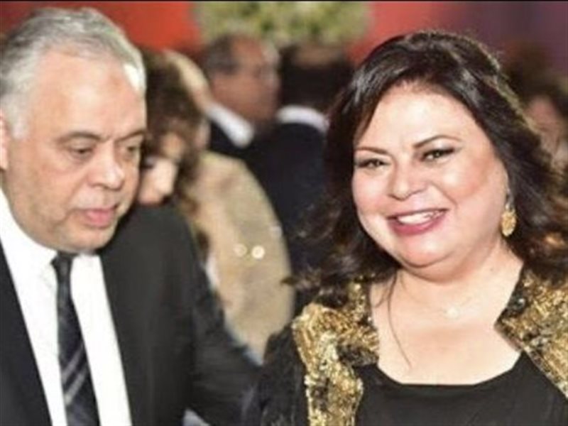 تأثر وبكاء ماجدة زكي أثناء تكريم أشرف زكي: 