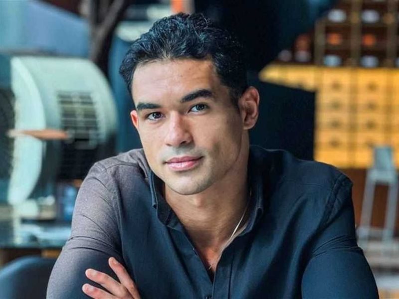 في أولى بطولاته العالمية.. يوسف عمر يخوض بطولة فيلم SHASHOU البريطاني الصيني 