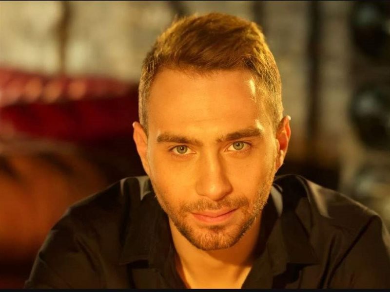 حسام حبيب يكشف كواليس ألبومه الجديد ويُعلن عن ديو يجمعه بالطفلة فريدة.. قريبًا 