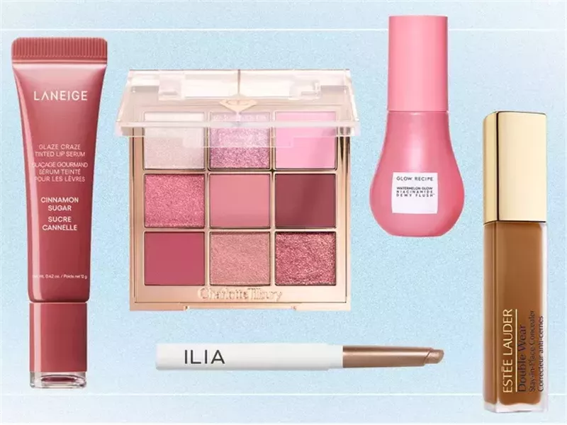 لإطلالة جذابة.. إليكِ أفضل المنتجات الجديدة لتجديد حقيبة مكياجك في الربيع 