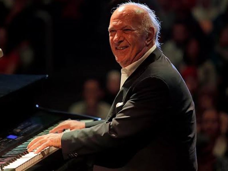 عمر خيرت يحيي حفلتين في دار الأوبرا المصرية الليلة وغدًا