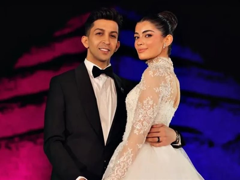 هشام جمال يُهدي زوجته ليلى زاهر أغنية 