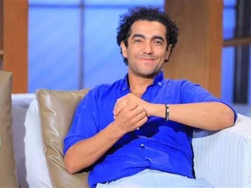 ميدو عادل يكشف عن تحضيراته لثلاث مسرحيات.. وعودة للعمل مع رانيا فريد شوقي (خاص) 