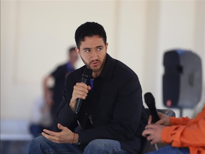 أحمد مالك: المسرح هو البداية الحقيقية للفنان.. ولا أهتم بالمشاركة في الأفلام العالمية 