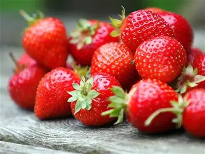 ما هي الأطعمة المفيدة لصحة الكلى والبقاء بصحة أفضل لفترة أطول؟ 