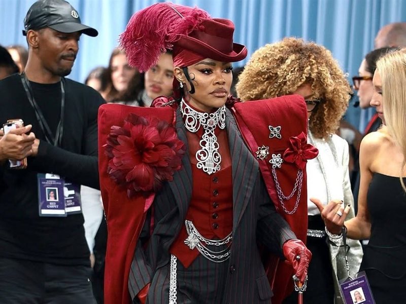 تيانا تايلور وراشيل سميث وزوري هال.. بدء توافد النجوم على ريد كاربت ميت غالا 2025