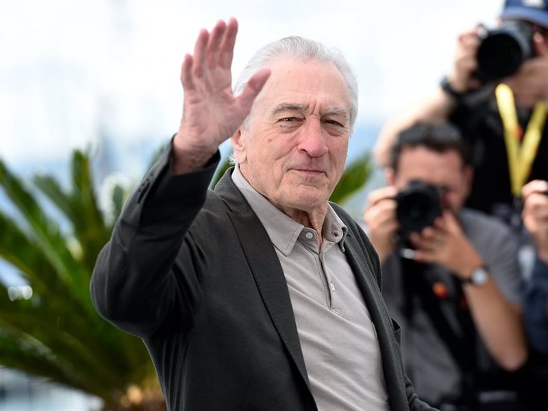 روبرت دي نيرو يصل كان تمهيدا لتكريمه خلال حفل افتتاح الدورة 78 