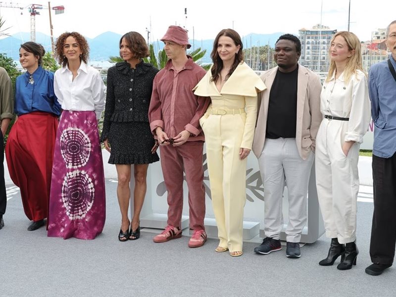 ظهور لافت للجنة تحكيم مهرجان كان السينمائي قبل ساعات من انطلاقه 