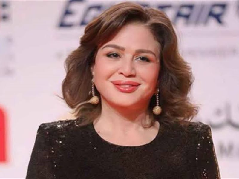 إلهام شاهين تهنئ عادل إمام بعيد ميلاده: 