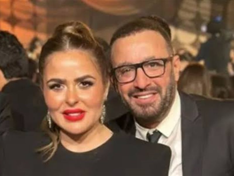 عودة المياه لمجاريها بين أحمد السقا ومها الصغير بعد إعلان الانفصال.. حذف المنشورات وإشارات للصلح 