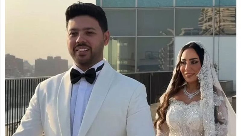 المطرب محمد شاهين