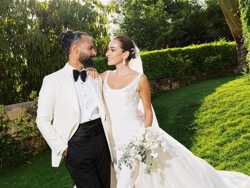 الصور الأولى من حفل زفاف أمينة خليل وأحمد زعتر 