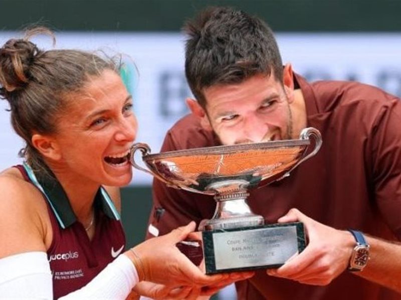 ثنائي إيطالي متوج في رولان جاروس وغياب نجومي يلغي بريق دورة كوينز