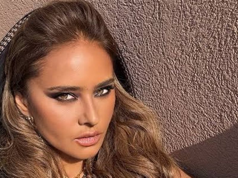 چيمي فوكس يشارك في انتاج فيلم نيللي كريم الجديد happy birthday 