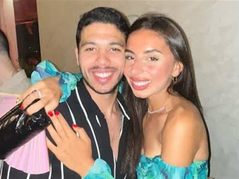 بالصور.. حفيد عادل إمام وعروسته يلفتان الأنظار قبل الاحتفال بزفافهما بعد خطوبة دامت عامين