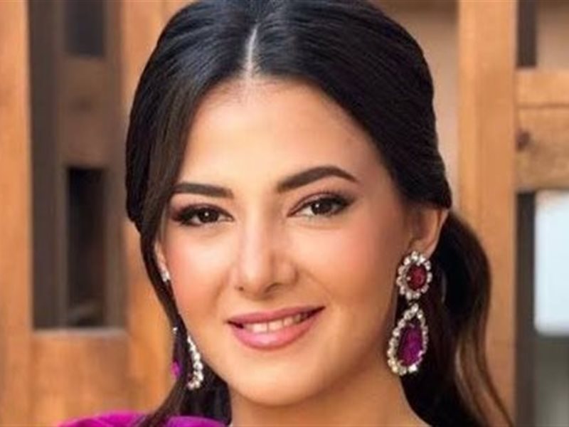 دنيا سمير غانم تواصل نجاحاتها في جدة بمسرحية 