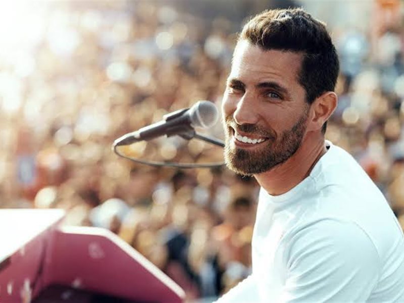 تفاصيل حفل عزيز مرقة القادم في دبي 