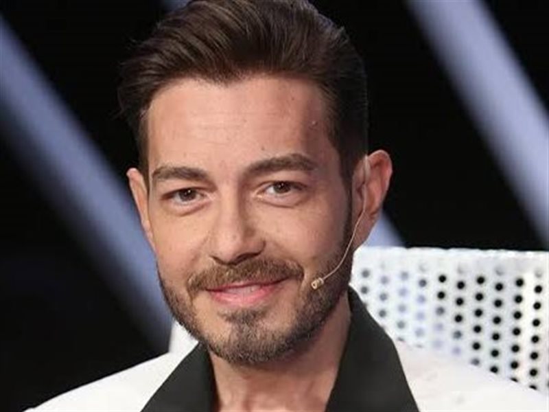 أحمد زاهر يوجه رسالة لابنته ملك ولآدم ابن تامر حسني متمنيا لهما الشفاء 