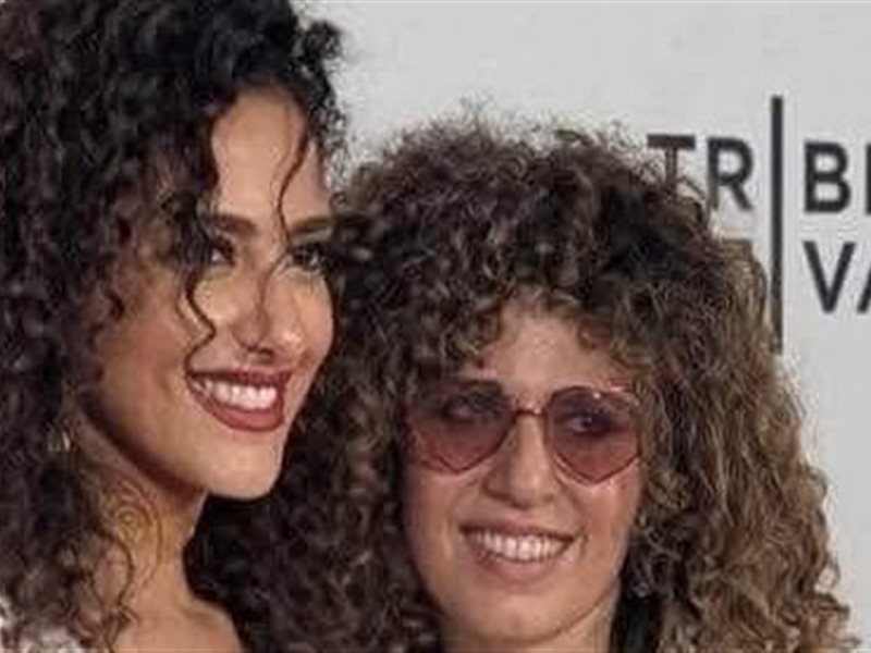 حنان مطاوع تحتفل بفوز 