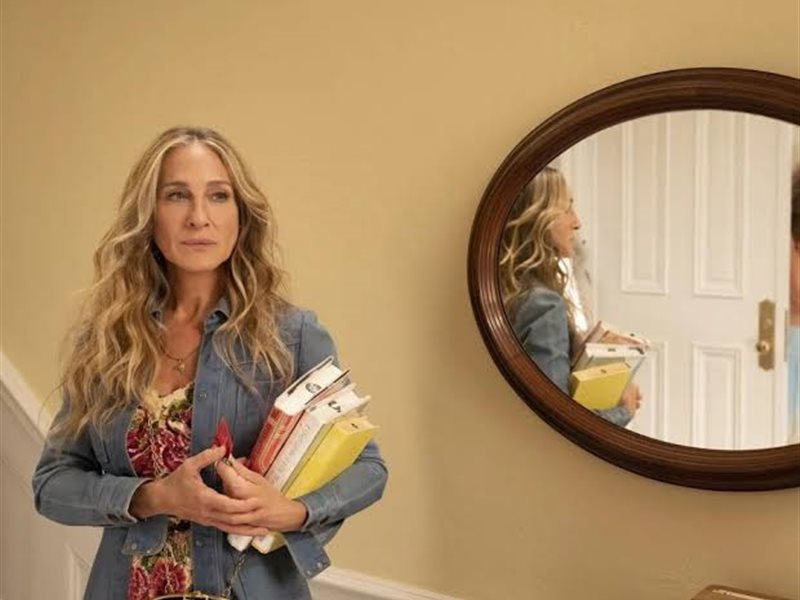 بعد انضمامها للجنة تحكيم البوكر .. سارة جيسيكا باركر تقرأ يوميا كتابين 